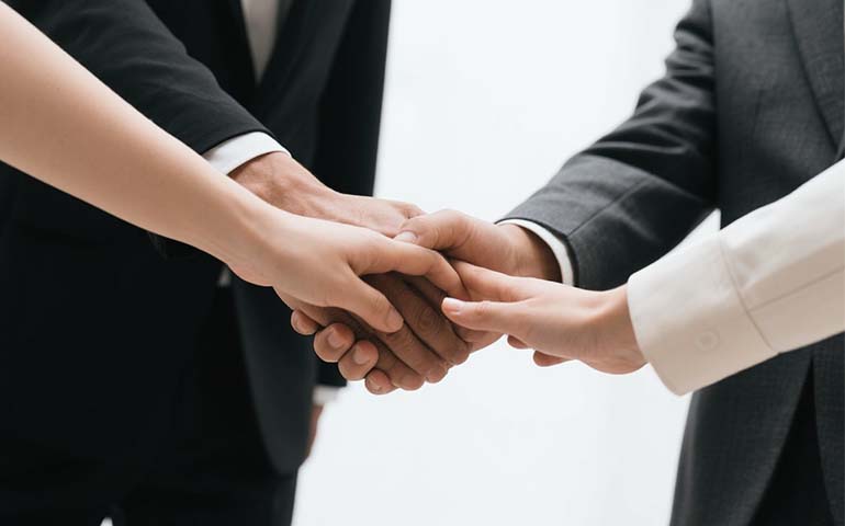 比亞迪戰(zhàn)略投資中貝能源，助力高端熔斷器國產化進程！